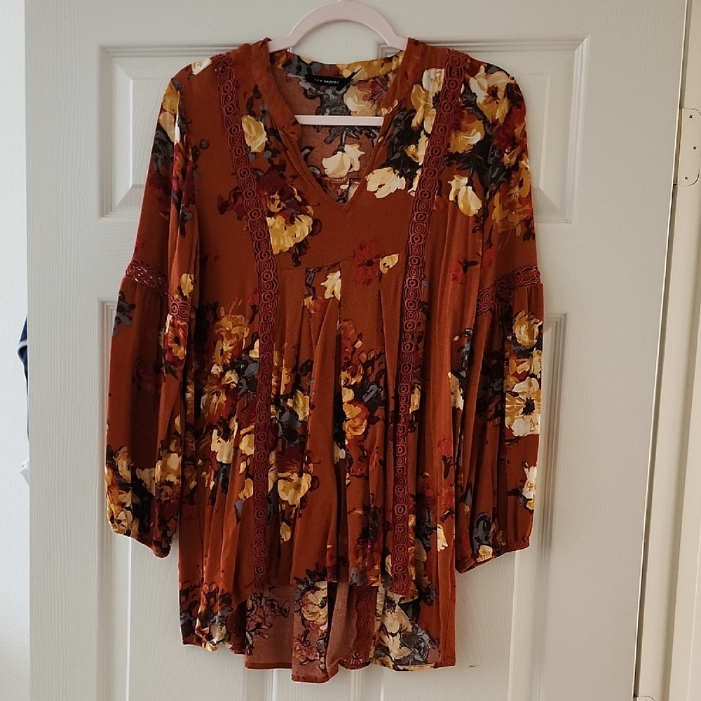Blu Pepper Rust Floral Scoop Neck Top